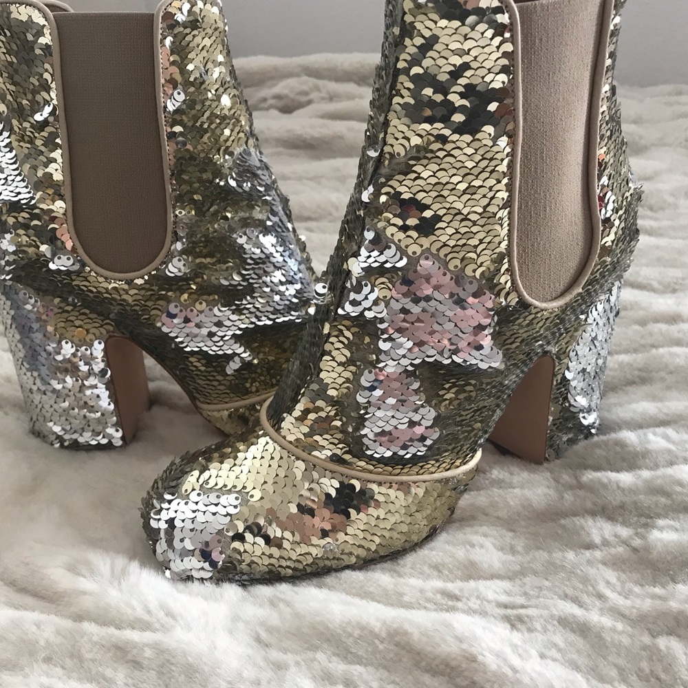 Semelle Cuir Sequined Ankle boots